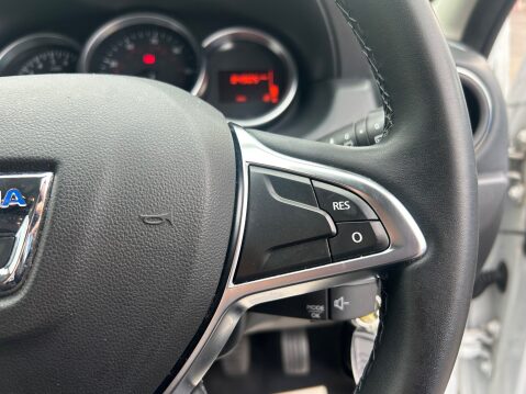 Dacia Duster LAUREATE DCI 25