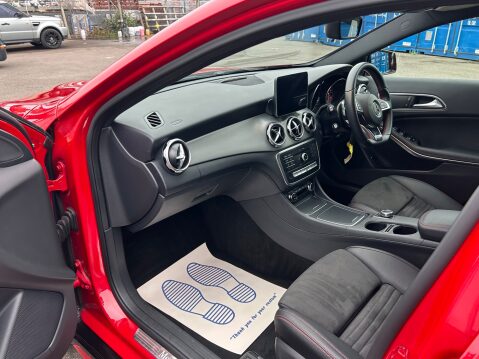 Mercedes-Benz GLA Class GLA 180 AMG LINE EDITION 1 OWNER SAT NAV REAR CAMERA 16