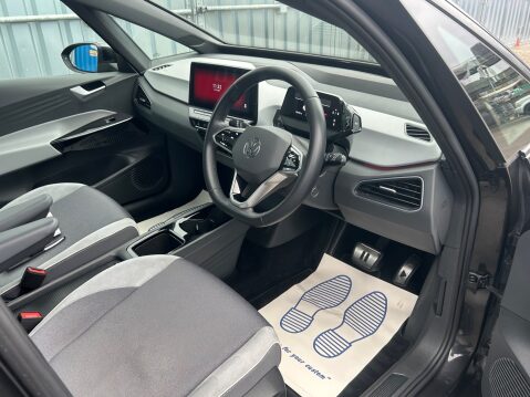Volkswagen ID.3 TECH SAT NAV REVERING CAMERA 1 OWNER 16
