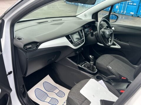 Vauxhall Crossland X GRIFFIN 1 FORMER KEEPER F.S.H WETBELT REPLACED 18