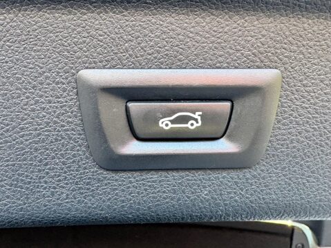 BMW 3 Series 3.0 335d Luxury GT Auto xDrive Euro 6 (s/s) 5dr 31