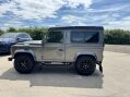 Land Rover Defender 2.2 TDCi XS 4WD SWB Euro 5 3dr 6