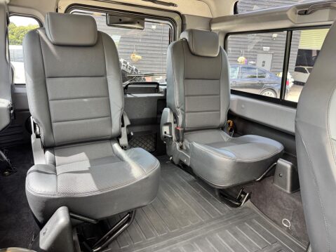 Land Rover Defender 2.2 TDCi XS 4WD SWB Euro 5 3dr 19