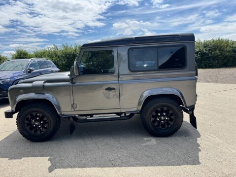 Land Rover Defender 2.2 TDCi XS 4WD SWB Euro 5 3dr 22