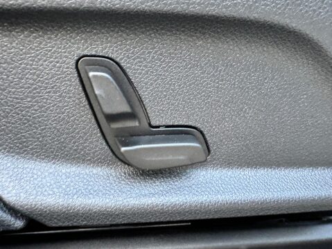 Mercedes-Benz GLC 2.0 GLC300e 13.5kWh AMG Line (Premium) G-Tronic+ 4MATIC Euro 6 (s/s) 5dr 34