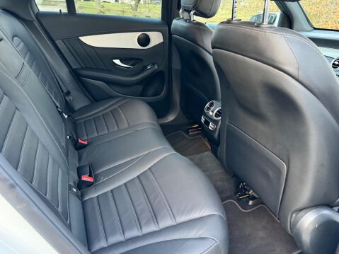 Mercedes-Benz GLC 2.0 GLC300e 13.5kWh AMG Line (Premium) G-Tronic+ 4MATIC Euro 6 (s/s) 5dr 81