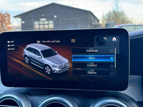 Mercedes-Benz GLC 2.0 GLC300e 13.5kWh AMG Line (Premium) G-Tronic+ 4MATIC Euro 6 (s/s) 5dr 69