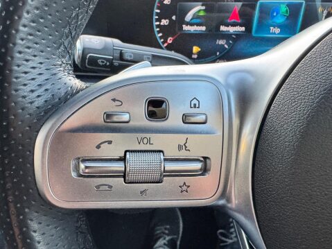 Mercedes-Benz GLE 2.0 GLE300d AMG Line (Premium) G-Tronic 4MATIC Euro 6 (s/s) 5dr 33