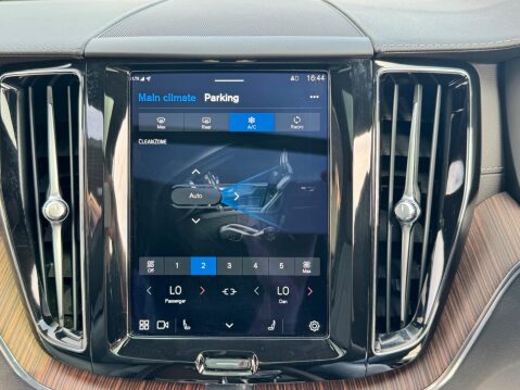 Volvo XC60 2.0h T6 Recharge 18.8kWh Inscription Auto AWD Euro 6 (s/s) 5dr 71