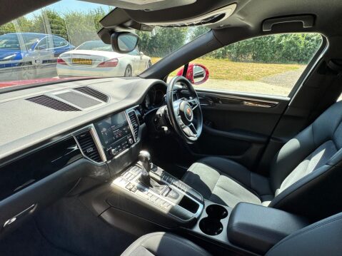 Porsche Macan 3.0 V6 S PDK 4WD Euro 6 (s/s) 5dr 20