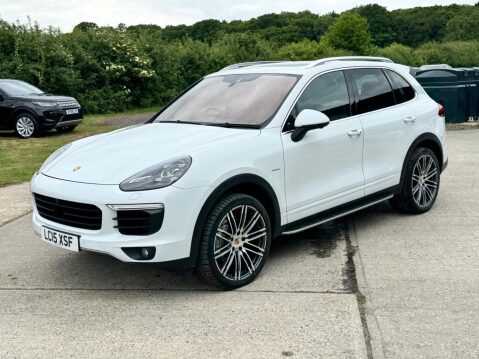 Porsche Cayenne 4.2 TD V8 S TiptronicS 4WD Euro 5 (s/s) 5dr 54