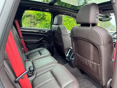 Porsche Cayenne 4.2 TD V8 S TiptronicS 4WD Euro 5 (s/s) 5dr 30