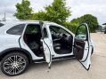 Porsche Cayenne 4.2 TD V8 S TiptronicS 4WD Euro 5 (s/s) 5dr 27