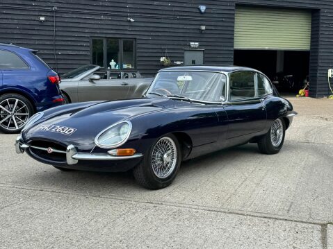 Jaguar E-Type 2+2 37