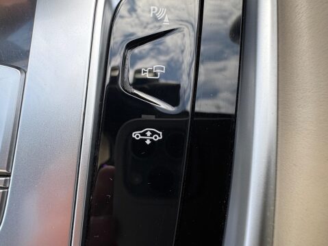 BMW 7 Series 6.6 M760L V12 Auto xDrive Euro 6 4dr 29