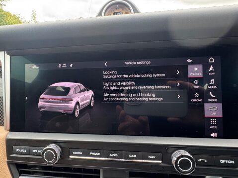 Porsche Macan 2.9T V6 Turbo PDK 4WD Euro 6 (s/s) 5dr 64