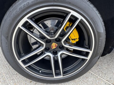 Porsche Macan 2.9T V6 Turbo PDK 4WD Euro 6 (s/s) 5dr 76