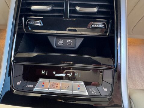 BMW 8 Series 3.0 840i Steptronic Euro 6 (s/s) 4dr 43