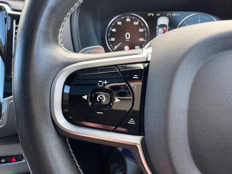 Volvo XC90 2.0 B5 MHEV R-Design Pro Auto 4WD Euro 6 (s/s) 5dr 66