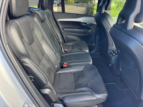 Volvo XC90 2.0 B5 MHEV R-Design Pro Auto 4WD Euro 6 (s/s) 5dr 43