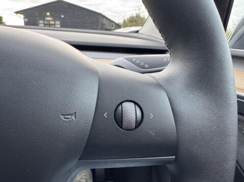 Tesla Model Y (Dual Motor) Long Range Auto 4WDE 5dr 80