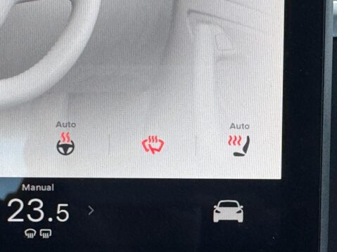 Tesla Model 3 (Dual Motor) Performance Auto 4WDE 4dr (Performance Upgrade) 70