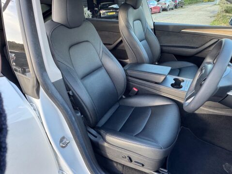 Tesla Model Y (Dual Motor) Long Range Auto 4WDE 5dr 35