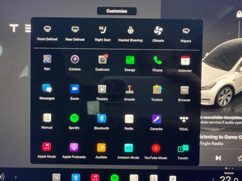 Tesla Model Y (Dual Motor) Long Range Auto 4WDE 5dr 64