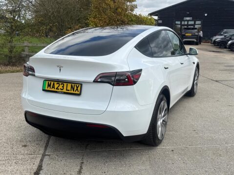 Tesla Model Y Auto RWD 5dr 23