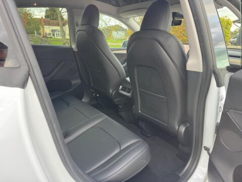 Tesla Model Y Auto RWD 5dr 43
