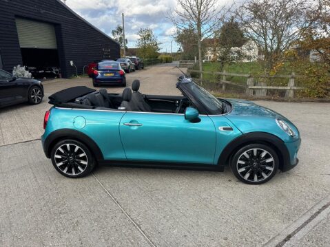 Mini Convertible 1.5 Cooper Steptronic Euro 6 (s/s) 2dr 32
