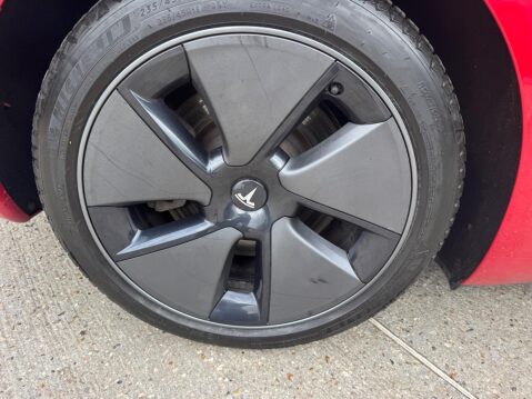 Tesla Model 3 (Dual Motor) Long Range Auto 4WDE 4dr 76