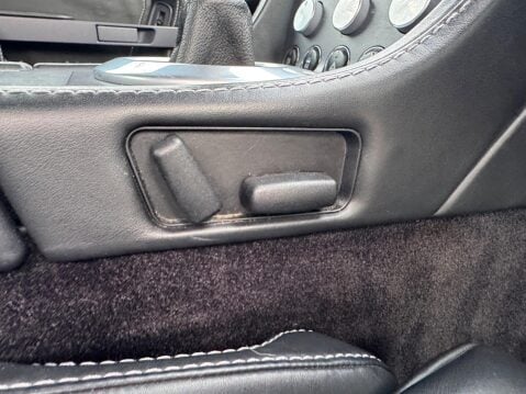 Aston Martin Vantage 4.3 V8 Euro 4 2dr 29