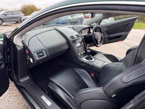 Aston Martin Vantage 4.3 V8 Euro 4 2dr 12