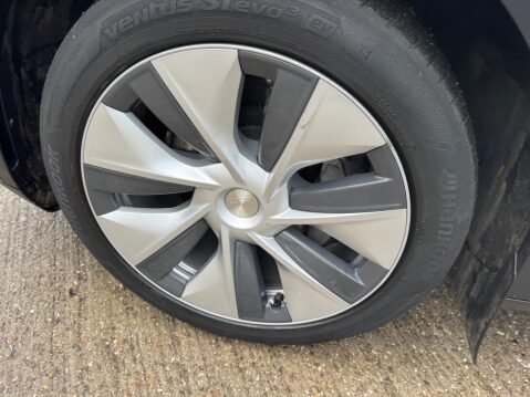 Tesla Model Y Auto RWD 5dr 24