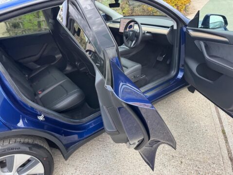 Tesla Model Y (Dual Motor) Long Range Auto 4WDE 5dr 39