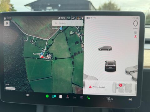 Tesla Model Y (Dual Motor) Long Range Auto 4WDE 5dr 11