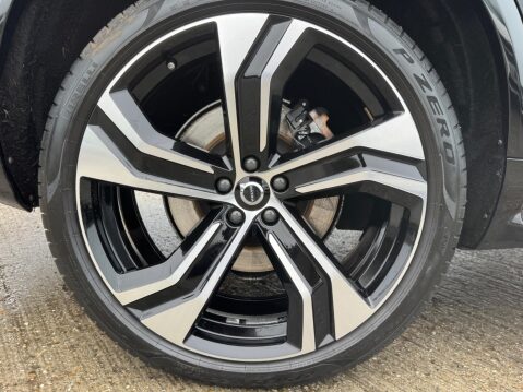 Volvo XC90 2.0 B5 MHEV R-Design Pro Auto 4WD Euro 6 (s/s) 5dr 35