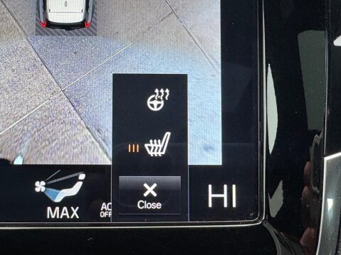 Volvo XC90 2.0 B5 MHEV R-Design Pro Auto 4WD Euro 6 (s/s) 5dr 22