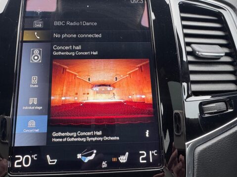 Volvo XC90 2.0 B5 MHEV R-Design Pro Auto 4WD Euro 6 (s/s) 5dr 26