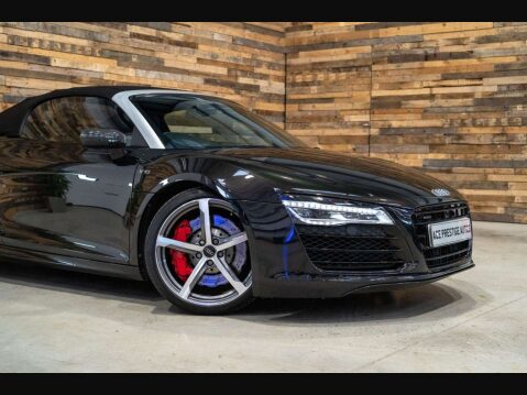 Audi R8 5.2 FSI V10 Spyder 2dr Petrol S Tronic quattro Euro 5 (525 ps) 15