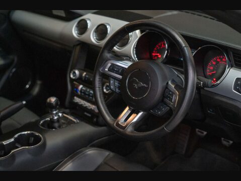 Ford Mustang 5.0 Mustang GT 2dr 20