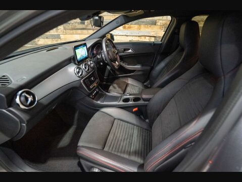 Mercedes-Benz GLA 1.6 GLA 180 AMG Line Edition Auto 5dr 25