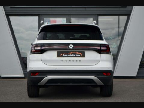 Volkswagen T-Cross 1.0 TSI First Edition 17