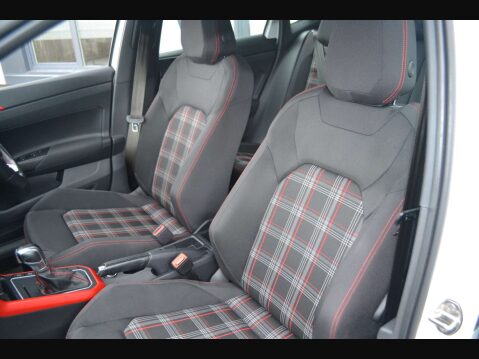 Volkswagen Polo 2.0 Polo GTi TSi Semi-Auto 5dr 27