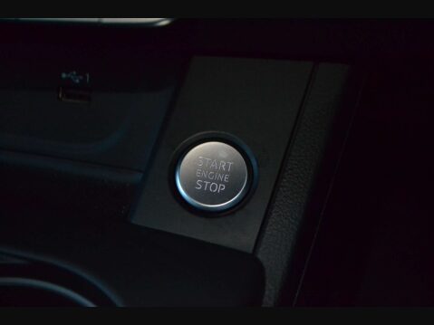 Audi A4 2.0 A4 A-road Sport 45 TFSI Quattro Semi-Auto 4WD 5dr 49