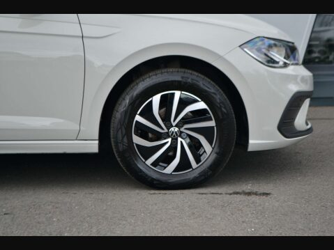 Volkswagen Polo 1.0 Polo Life 5dr 13