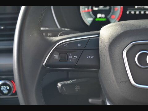 Audi Q5 2.0 Q5 Sport 45 TFSI MHEV Quattro Semi-Auto 4WD 5dr 43