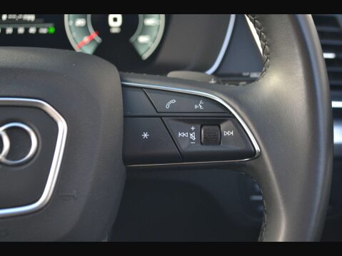 Audi Q5 2.0 Q5 Sport 45 TFSI MHEV Quattro Semi-Auto 4WD 5dr 44