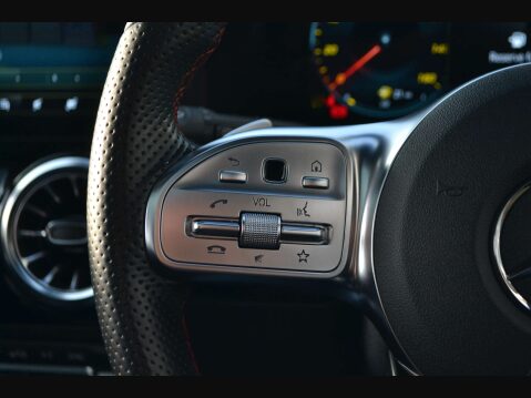 Mercedes-Benz GLA 1.3 GLA 200 AMG Line Premium+ Night Edition A 5dr 45